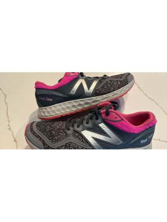 New Balance Shoes - New Balance Fresh Foam Zante Running Shoes 9 Women